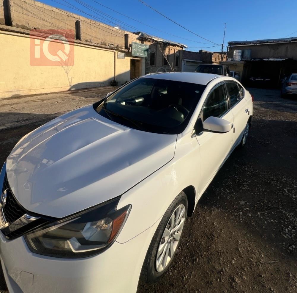 نيسان سنترا